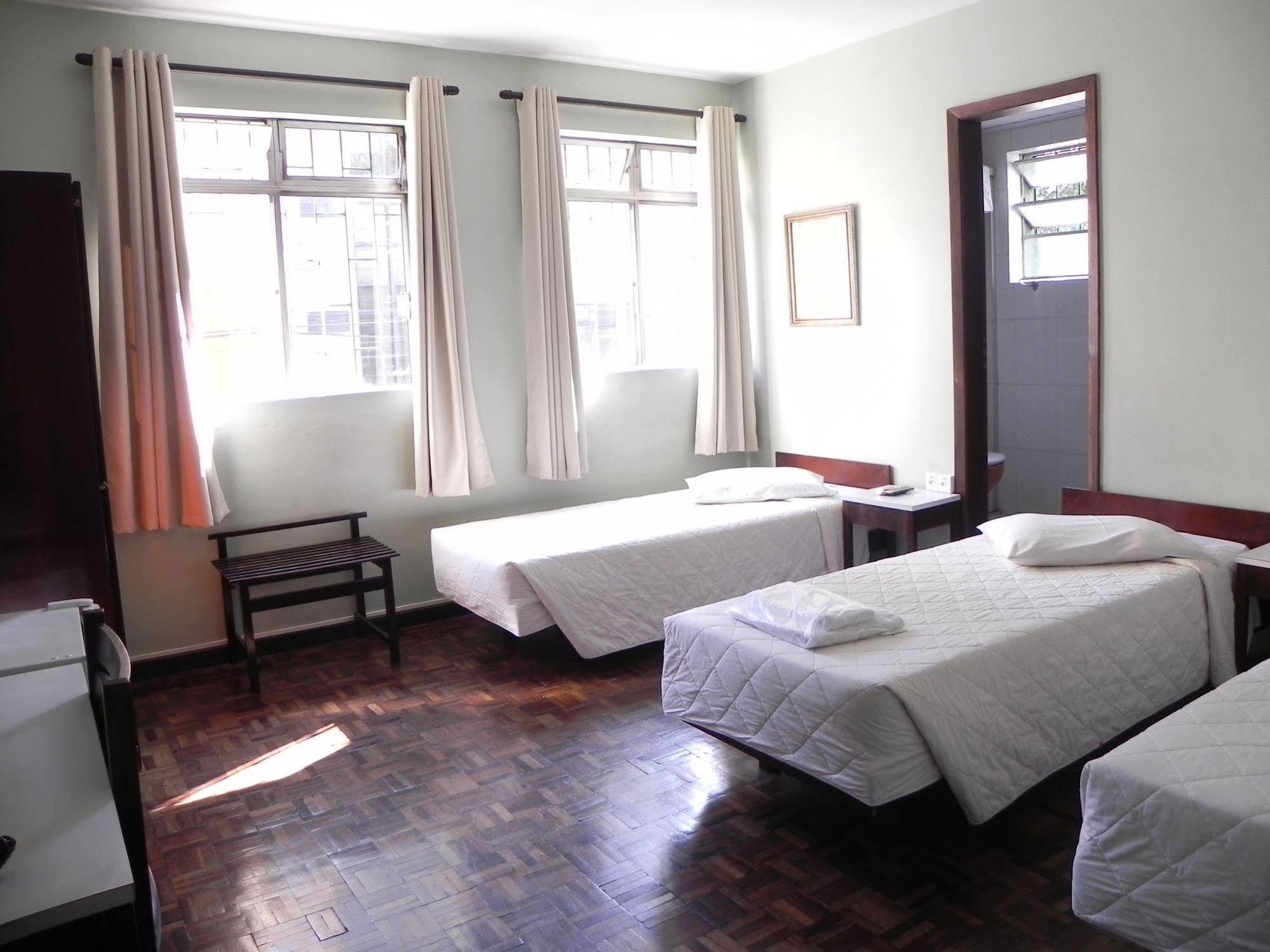 Hotel Meridiano V 库里提巴 外观 照片